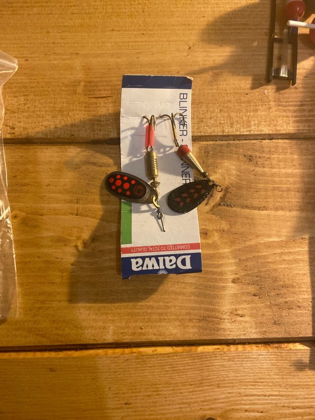 2 Esche da pesca Daiwa Blinker Spinner