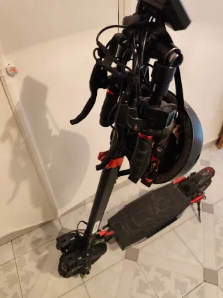 Patinete eléctrico adulto