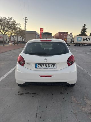 Peugeot 208 2019