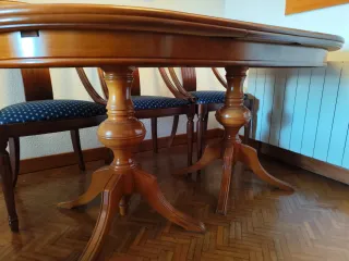 Mesa de comedor extensible madera maciza clásica