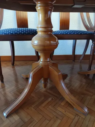 Mesa de comedor extensible madera maciza clásica