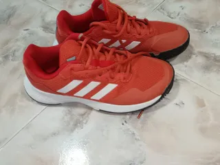 Zapatillas pádel Adidas rojas