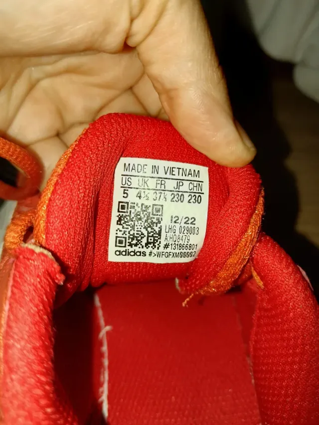 Zapatillas pádel Adidas rojas