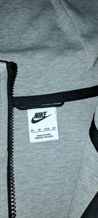 Chándal Nike Tech Gris Auténtico