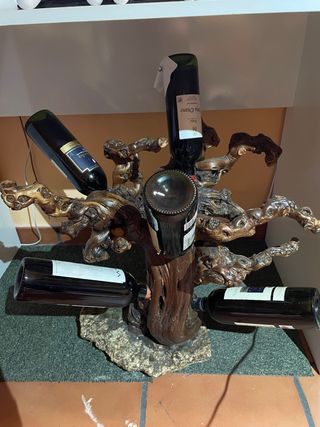 Botellero de madera rústico