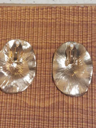 Pendientes clip dorados