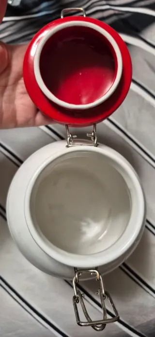 Barattolo ceramica bianco coperchio rosso