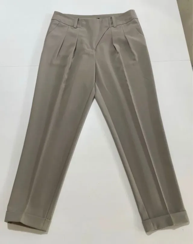 Pantalones beige de vestir