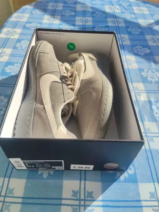 Zapatillas Nike Air Force 1 grises talla 42.5