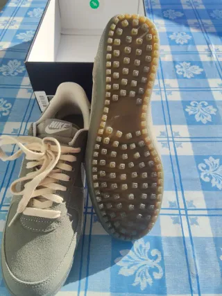 Zapatillas Nike Air Force 1 grises talla 42.5