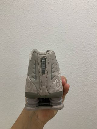 Nike Shox R4 Beige/Plata