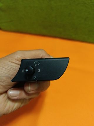 Regulador Faros Audi A4 B6 B7