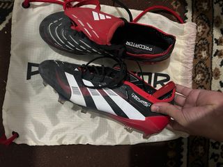 Botas de fútbol Adidas Predator Negras nemero 42