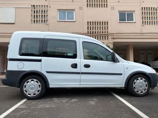 Opel Combo 2010