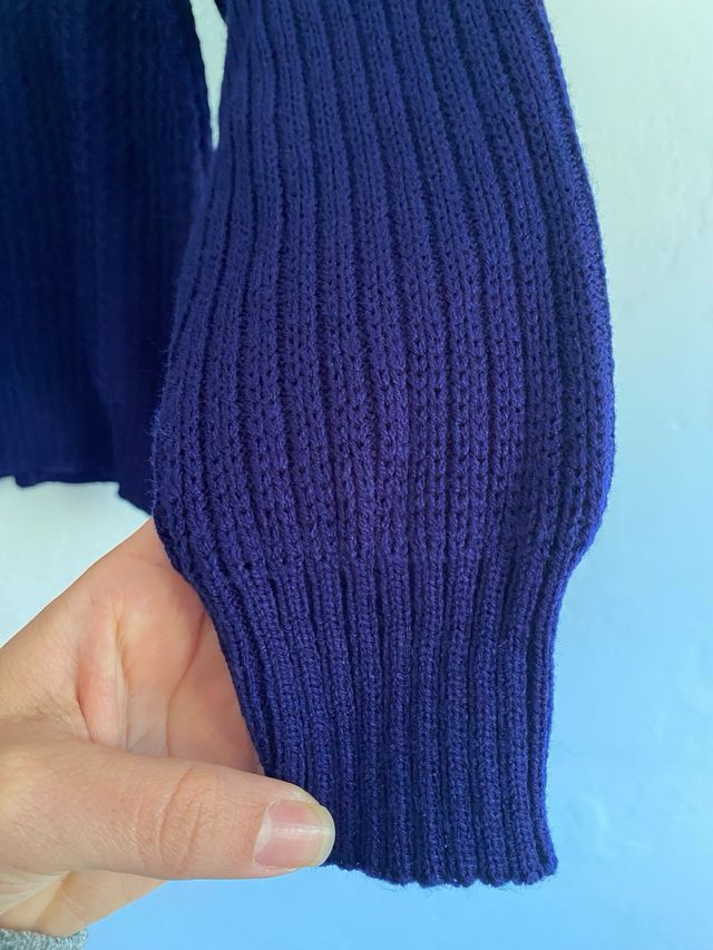 Jersey azul cuello V acrílico