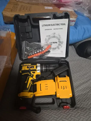 Taladro Inalámbrico LAISHID con Baterías