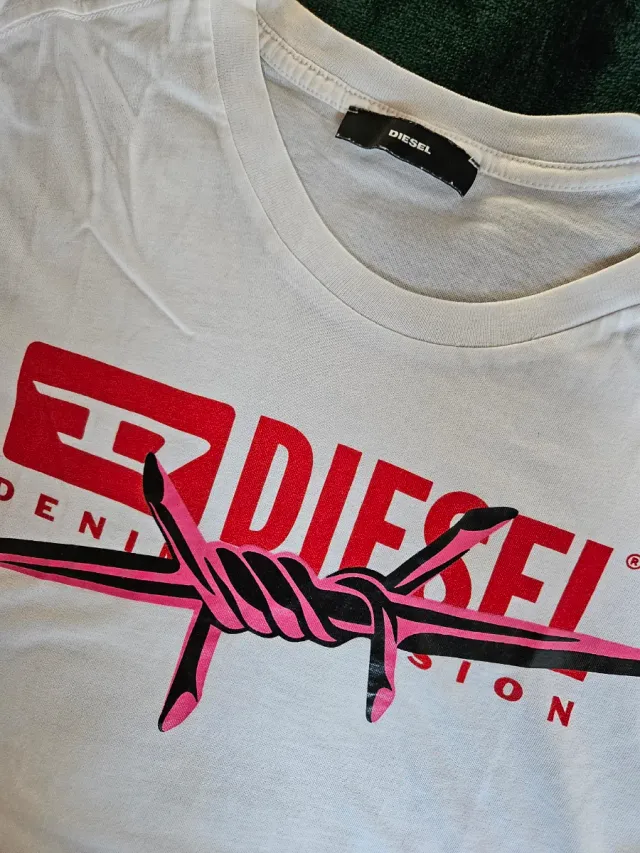 T-shirt Diesel bianca con stampa