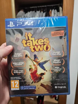It Takes Two PS4 Precintado Nuevo