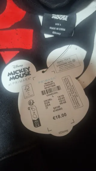 Camiseta Disney Mickey Mouse Negra Roja