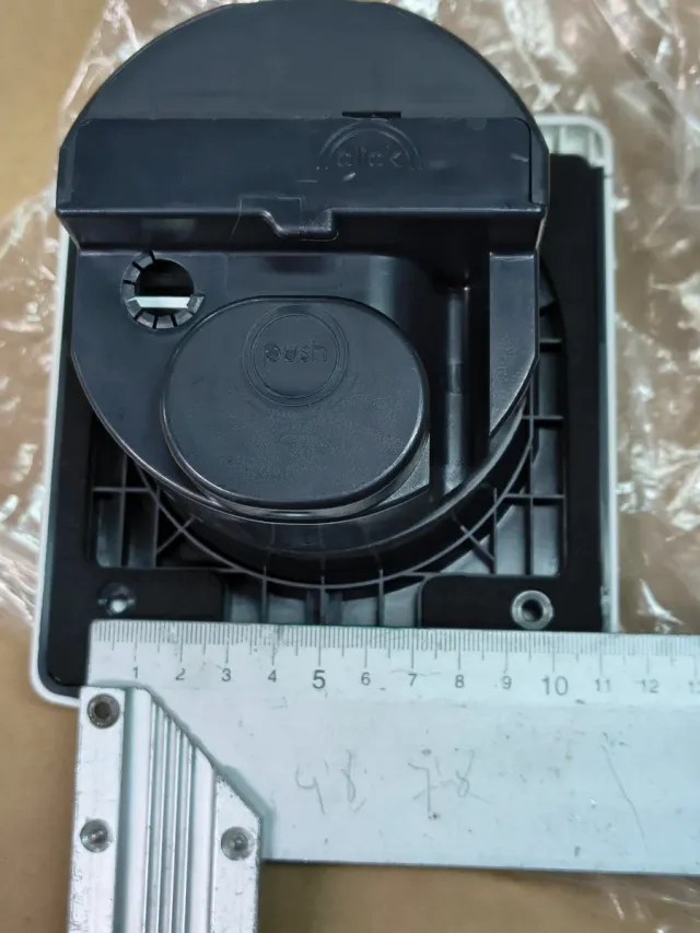 Toma exterior 230V para autocaravana