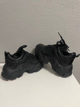 Buffalo negras plataforma