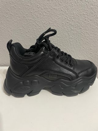 Buffalo negras plataforma