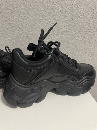 Buffalo negras plataforma