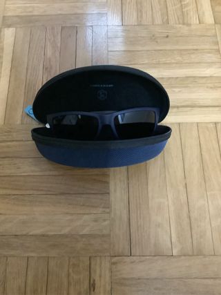 Gafas de sol niño nuevas con funda