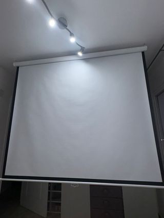 Proyector Wanbo X2 Max Blanco Con Pantalla.