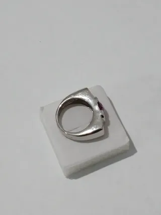 Anel Prata Portuguesa Pedra Lilás com contrastes