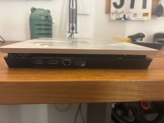 PS4 Gran Turismo con lector de CD roto