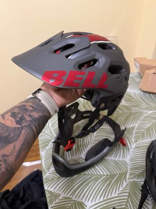 Casco Bell desmontable Negro y Gris talla S