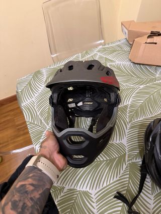 Casco Bell desmontable Negro y Gris talla S