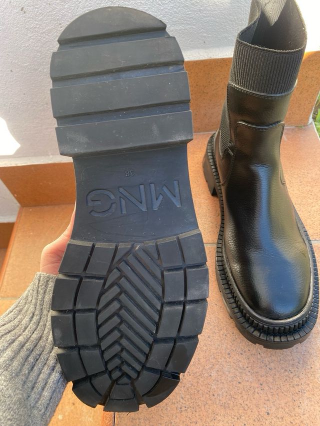 Botín calcetín plataforma track Mango negro