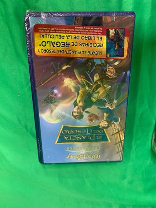 VHS Peter Pan y El Planeta del Tesoro (Español)