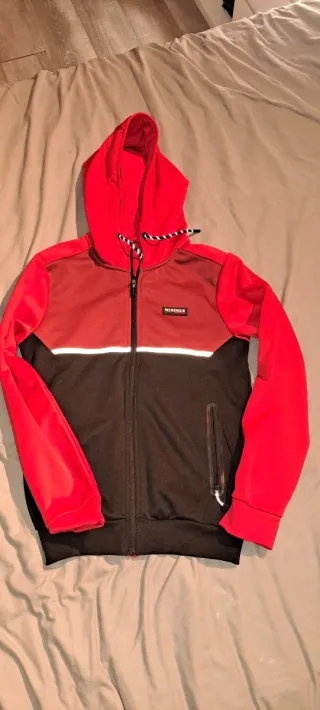 Chándal Mc Kenzi Negro y Rojo