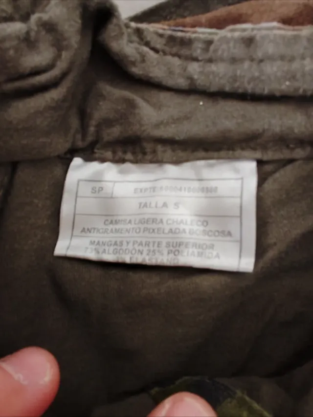 Camiseta ligera militar verde y camuflaje