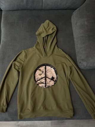 Sudadera verde con símbolo de la paz lentejuelas