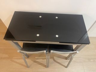 Mesa Cocina extensible Cristal Negro y 2 Sillas