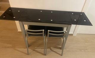 Mesa Cocina extensible Cristal Negro y 2 Sillas