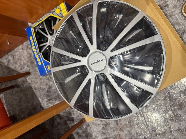 Tapacubos Goodyear 14 Kit 4uds Negro/Gris