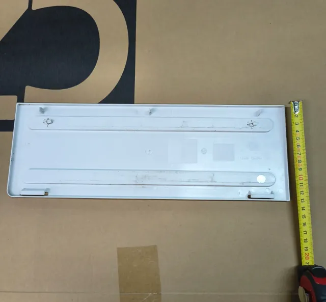 Tapa exterior nevera autocaravana