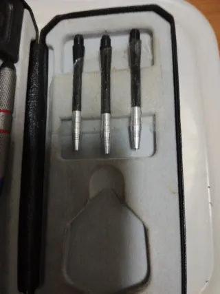 Estuche de dardos STAC