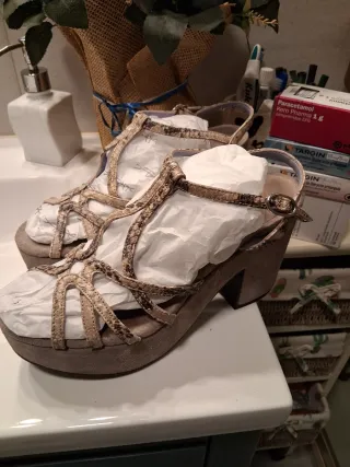 Sandalias C.Doux estampado serpiente