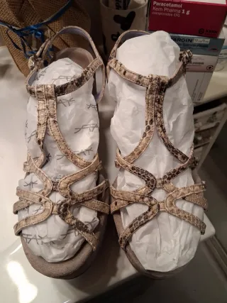 Sandalias C.Doux estampado serpiente