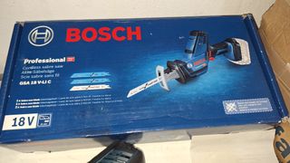 Sierra Sable Bosch GSA 18V-LI C + Batería ProCORE