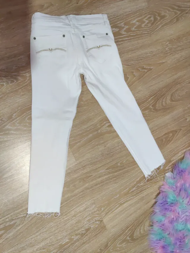 Pantalón blanco pitillo