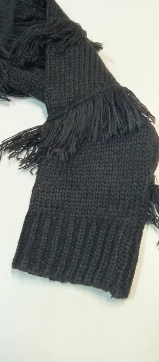Jersey de punto negro con flecos Talla S
