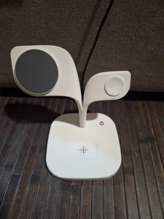 Cargador Inalámbrico Luminoso 5 en 1 para Apple