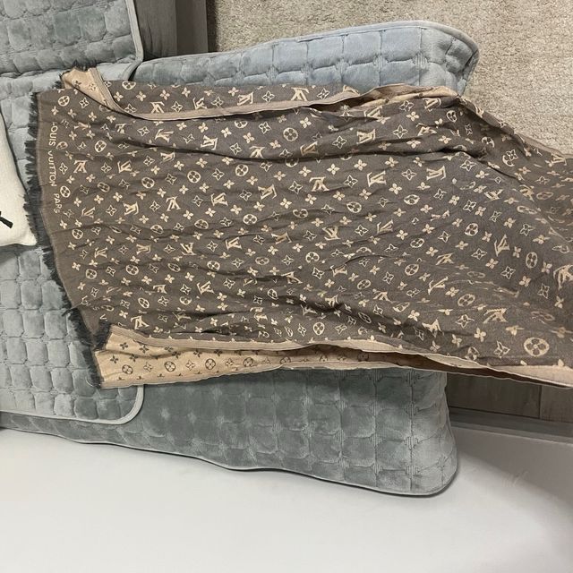 Sciarpa Louis Vuitton monogram marrone e oro